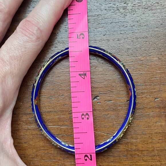 Blue, red, gold, green and white cloisonne bracelet with hidden clasp. - Picture 6 of 7